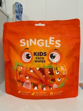 Single Kids Face Wipes Pack - Set of 30